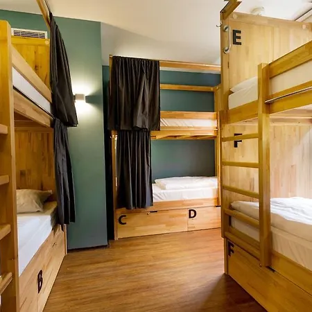 Hostel Safestay Presidential Palace