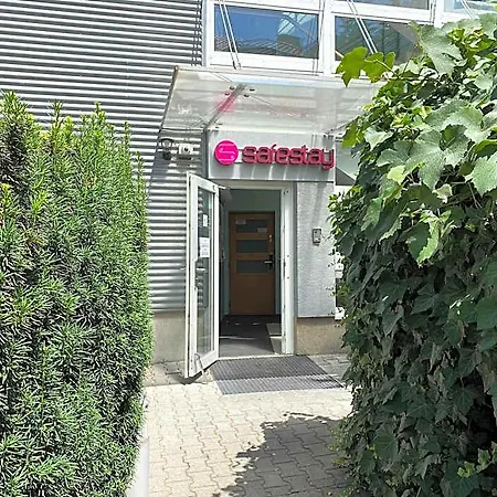 Safestay Presidential Palace Hostel Pressburg