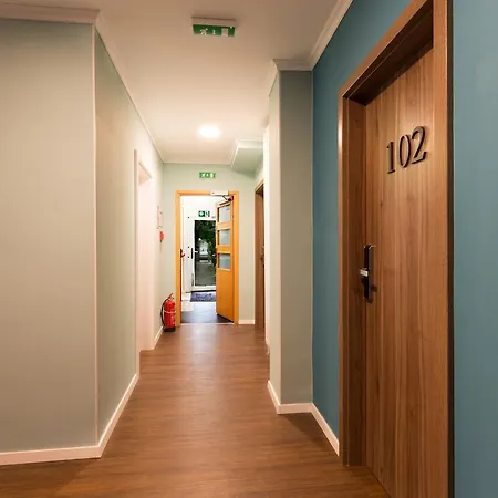 Safestay Presidential Palace Μπρατισλάβα