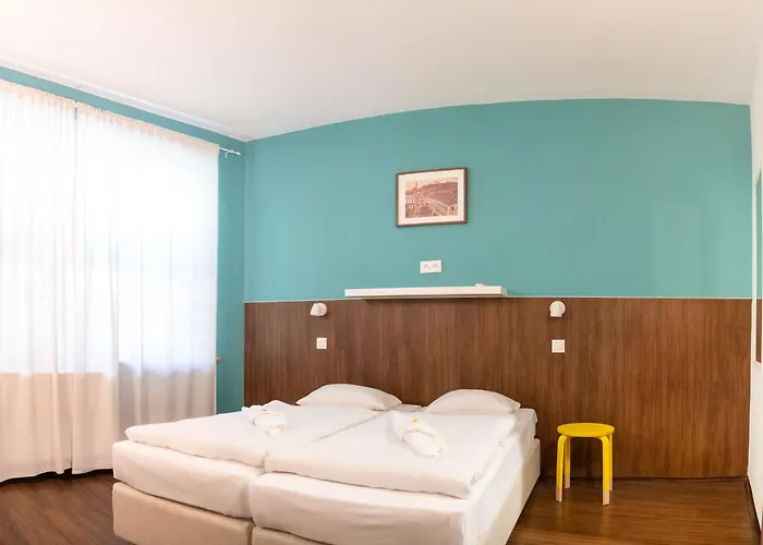 Safestay Presidential Palace * Bratislava