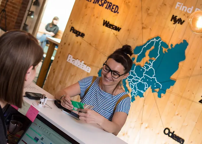 Safestay Presidential Palace Hostel